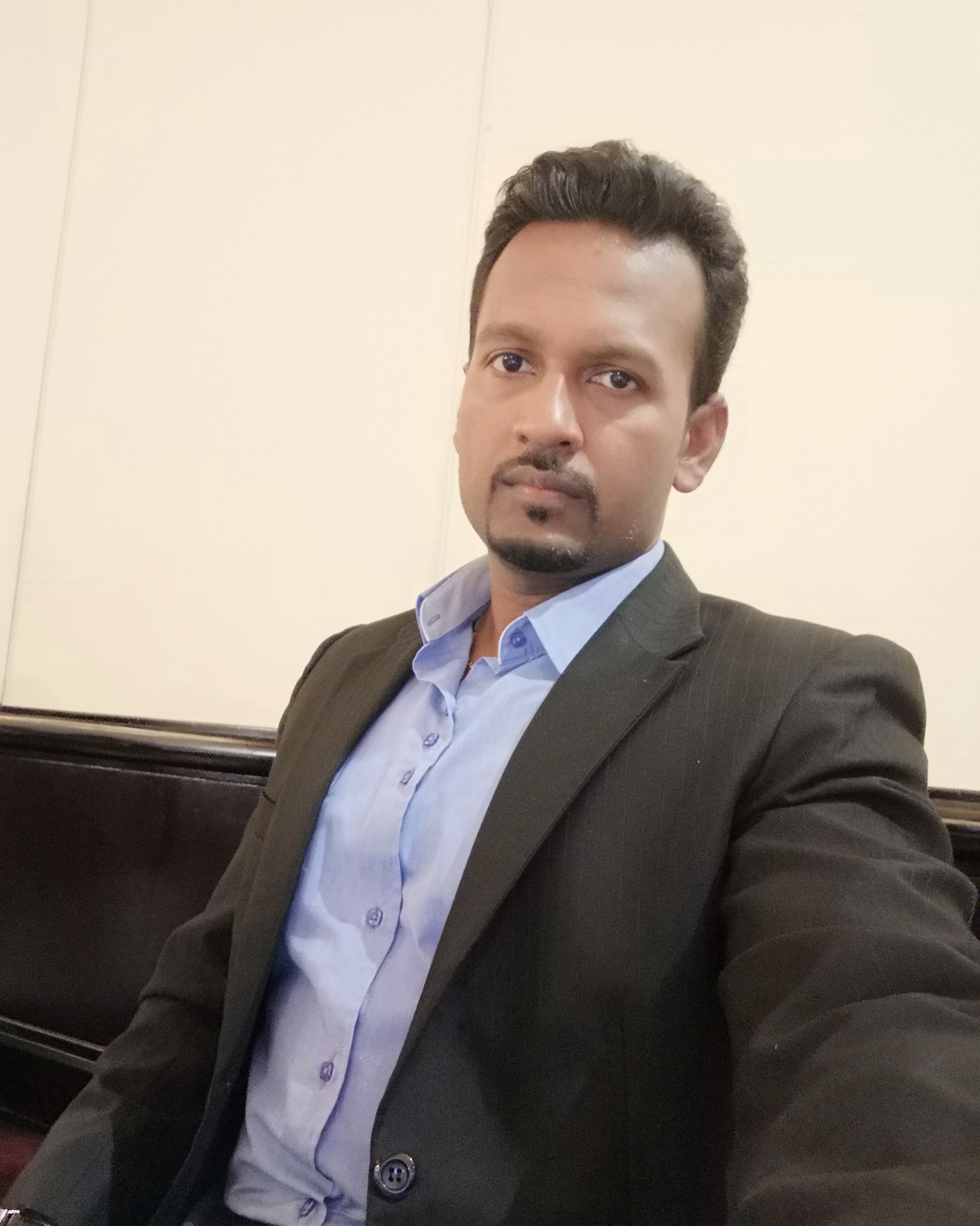 Mr. Satyen  Beedassy